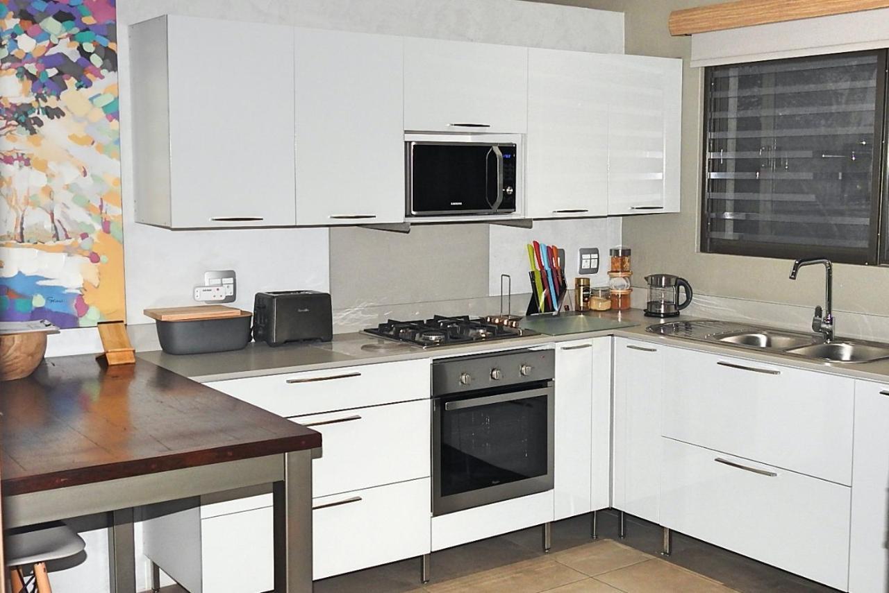 Birds Babble Self Catering Hotel Mbombela ภายนอก รูปภาพ