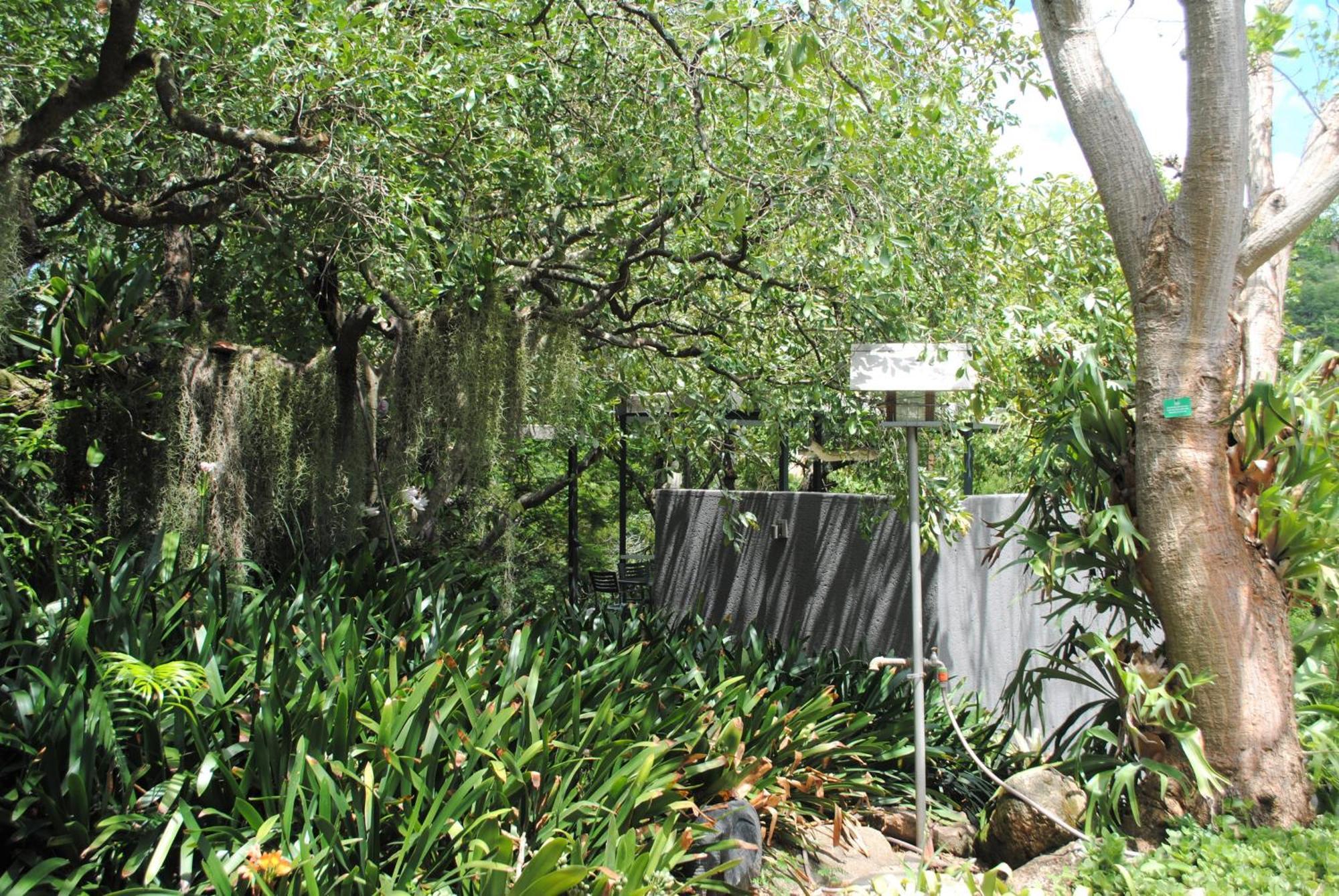 Birds Babble Self Catering Hotel Mbombela ภายนอก รูปภาพ
