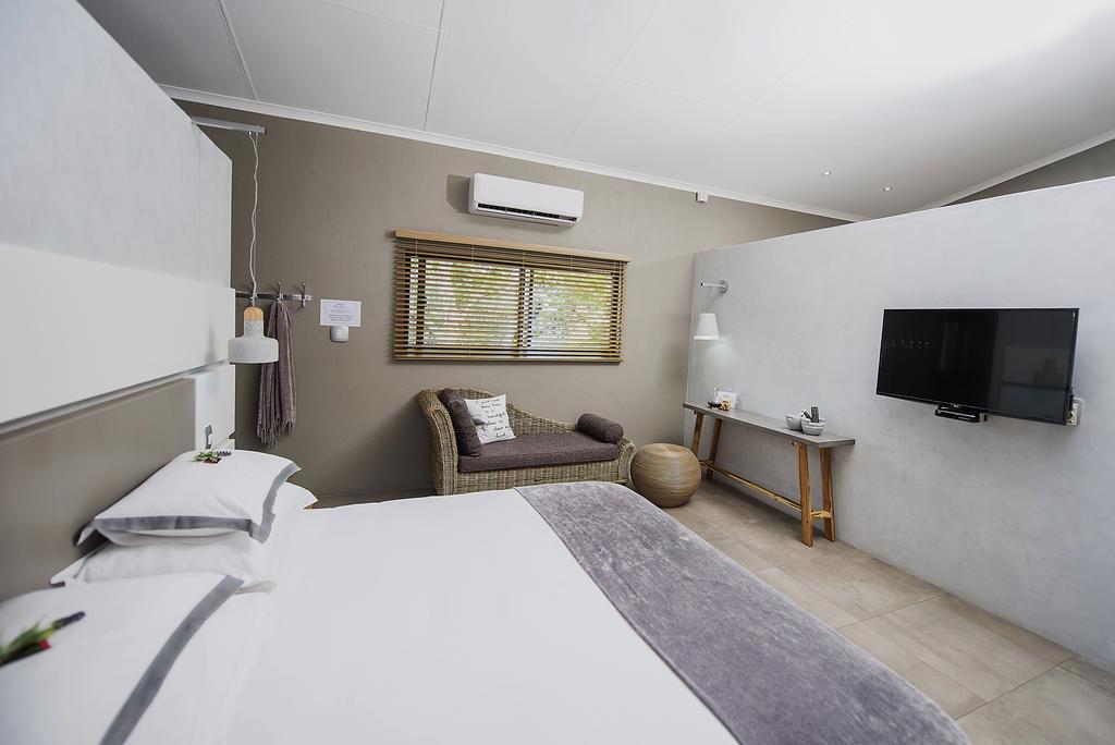 Birds Babble Self Catering Hotel Mbombela ภายนอก รูปภาพ